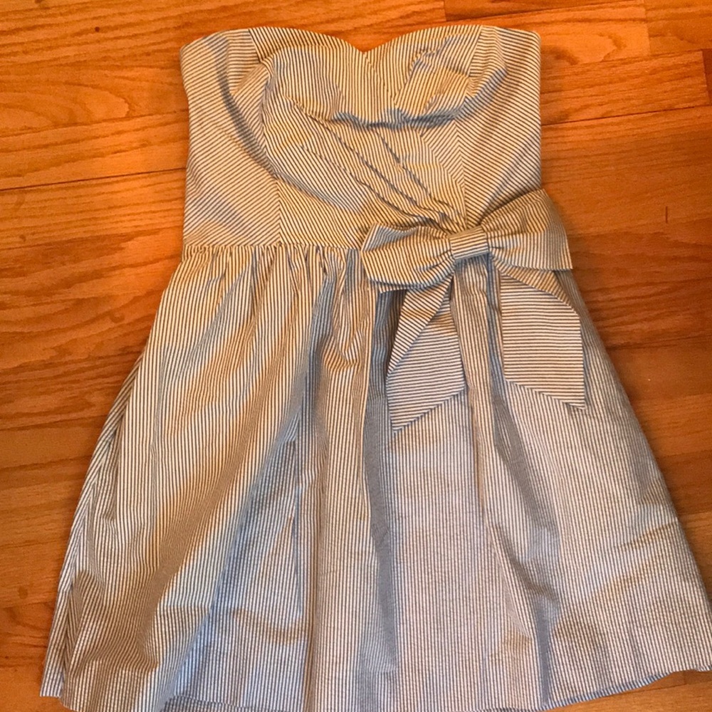 Lilly strapless bow dress